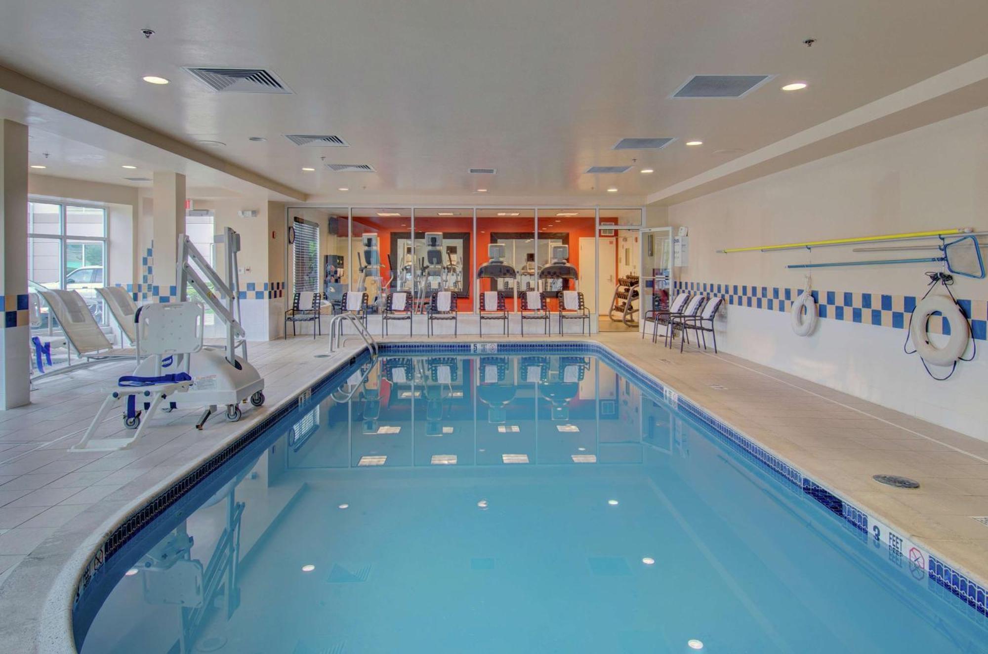 Hilton Garden Inn נורווק מראה חיצוני תמונה