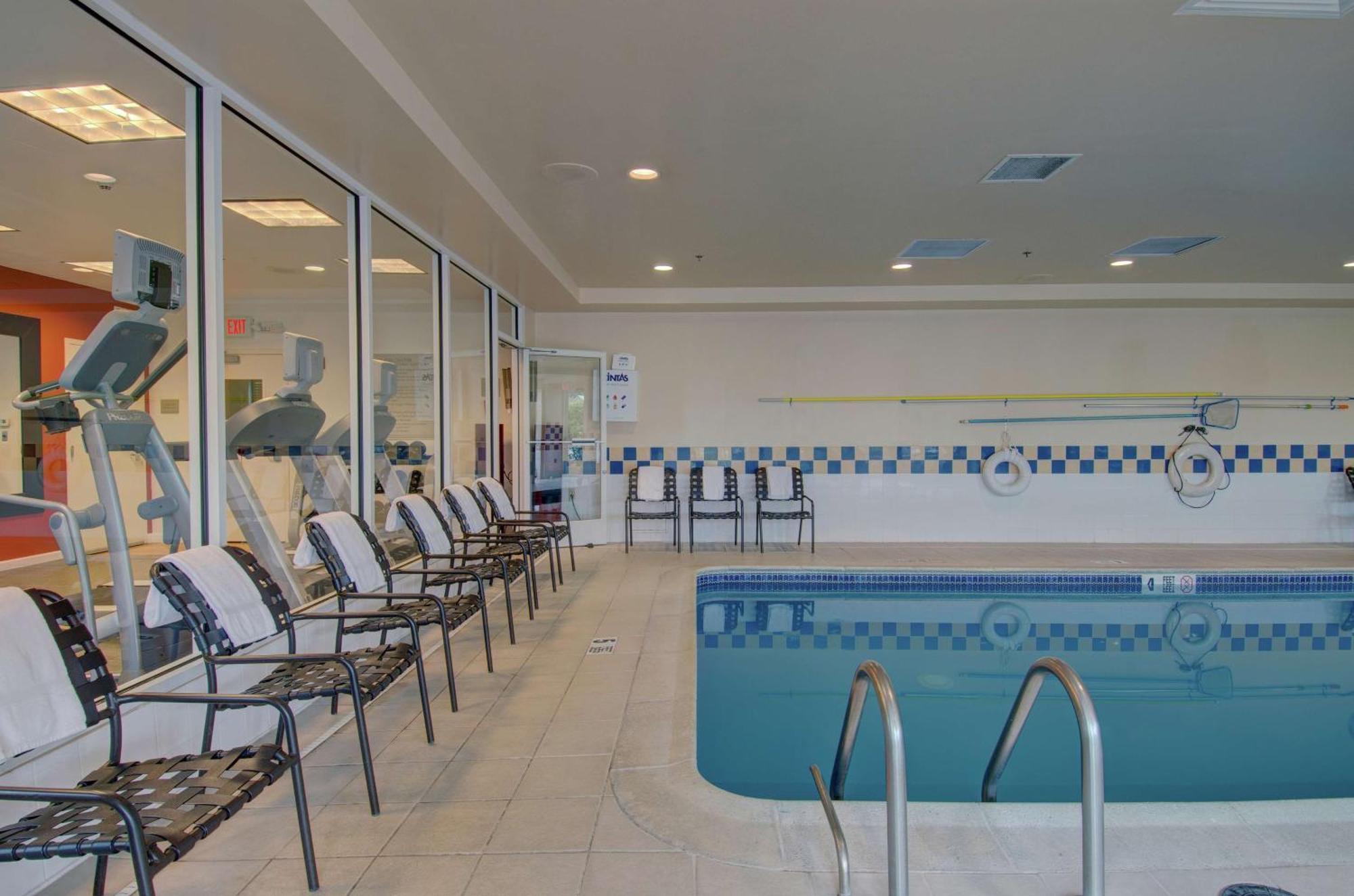 Hilton Garden Inn נורווק מראה חיצוני תמונה